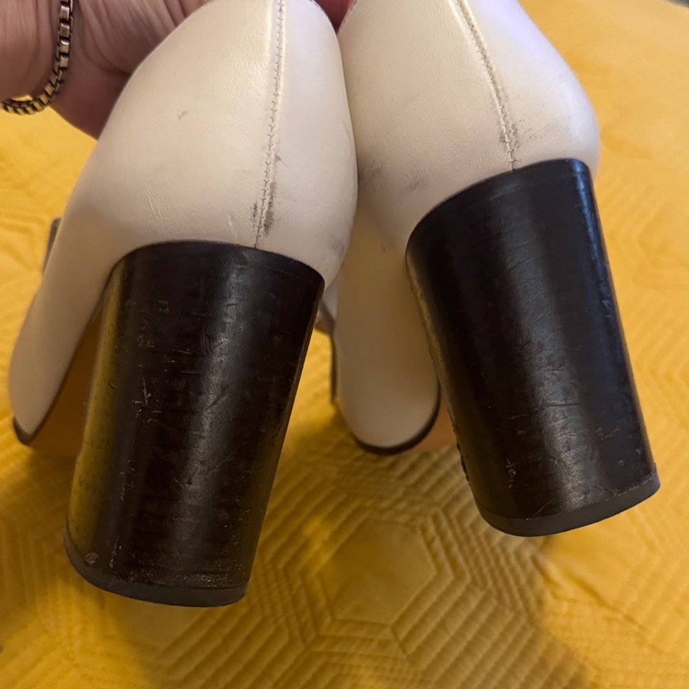 Valentino Garavani Uptown Ivory Fringe Loafer Pump Shoes Size 39.5 - Picture 16 of 16